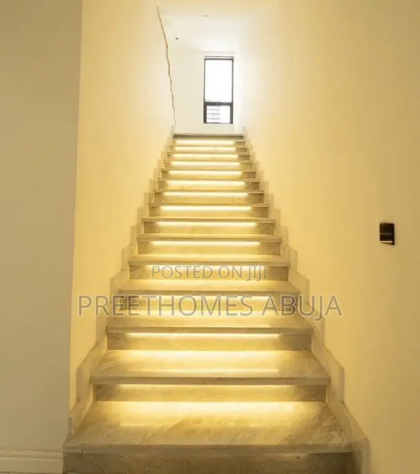 7bdrm Townhouse/Terrace in Asokoro for sale in Asokoro