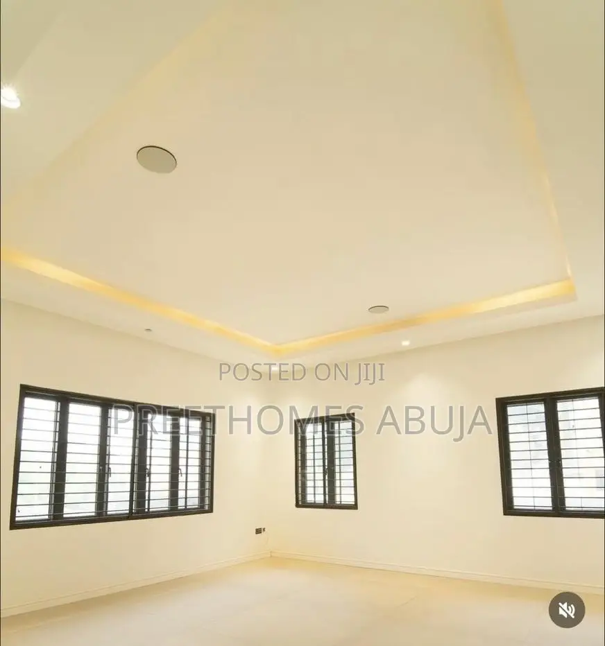 7bdrm Townhouse/Terrace in Asokoro for sale in Asokoro