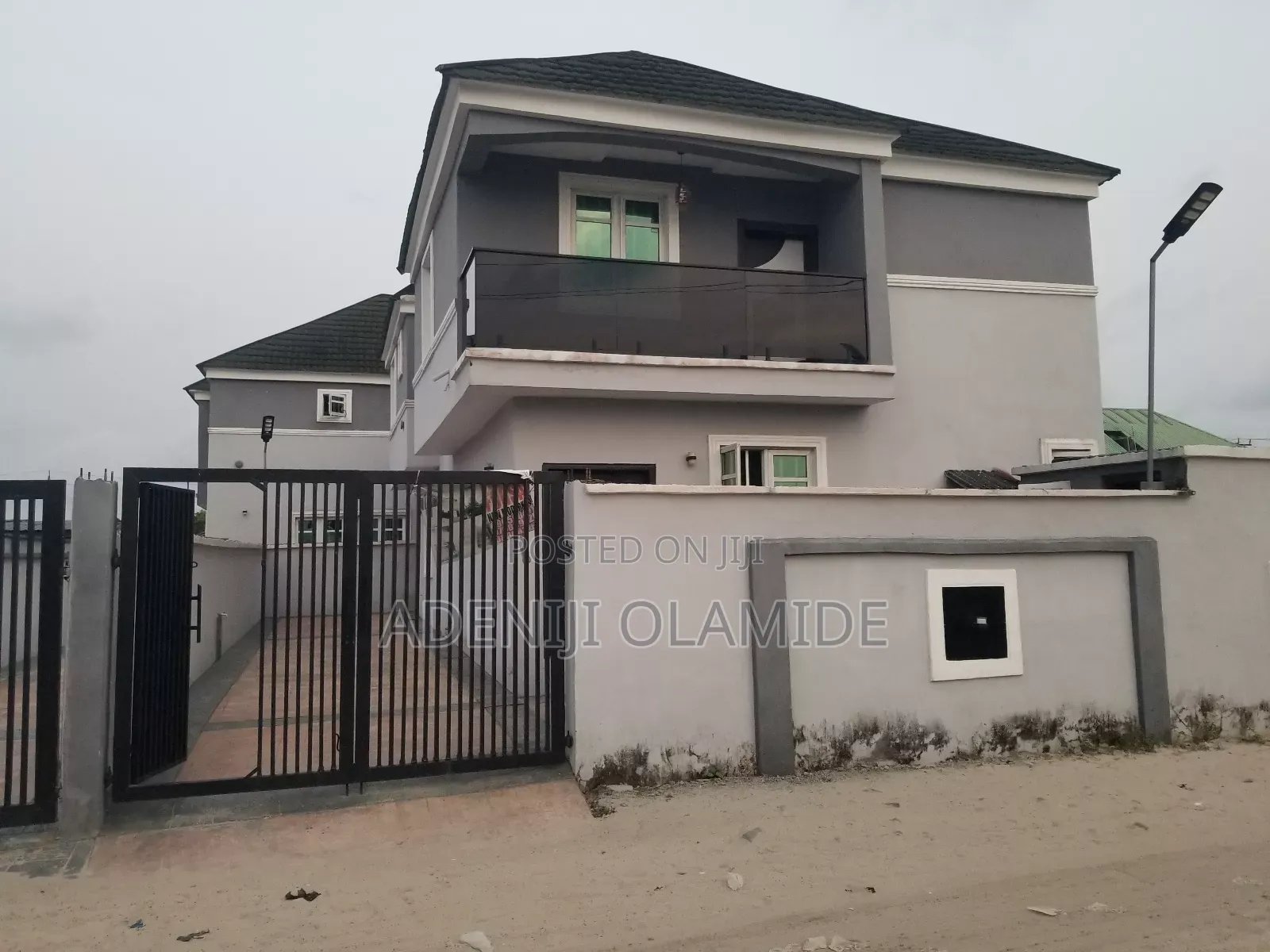 4bdrm Duplex in Aiyeteju for sale in Aiyeteju