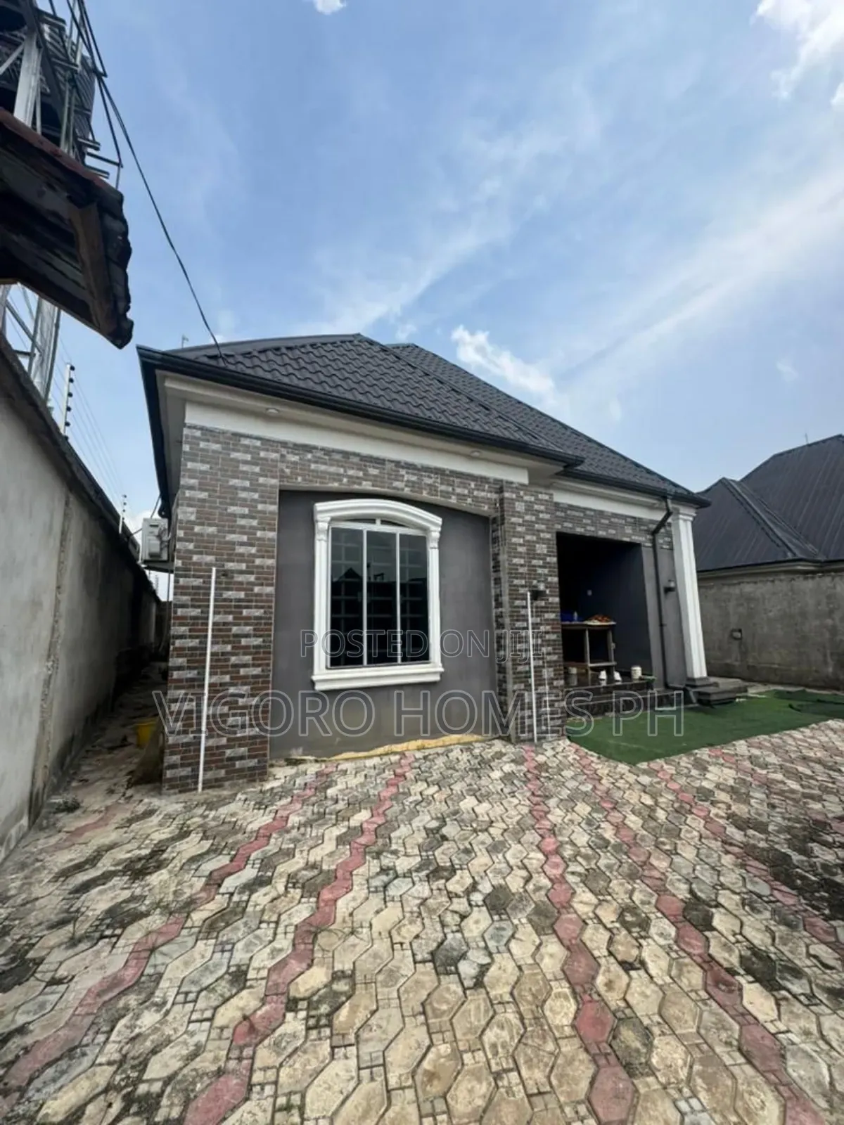 4bdrm Bungalow in Radio Estate, Port-Harcourt for sale in Port-Harcourt