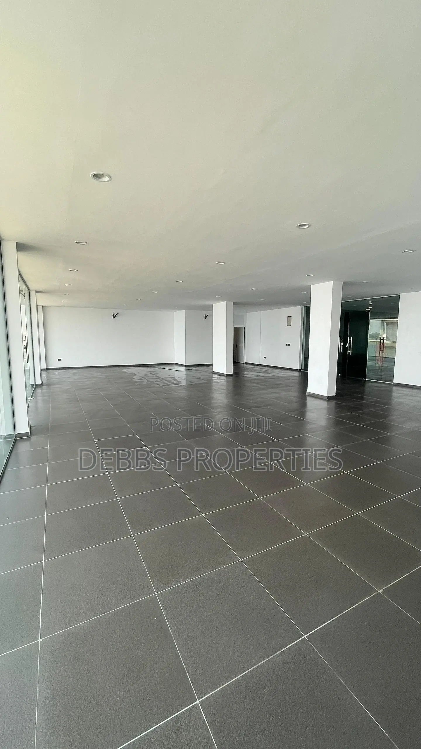 3rd Floor Waterfront, Commercial Space for Lease in Lekki Phase 1