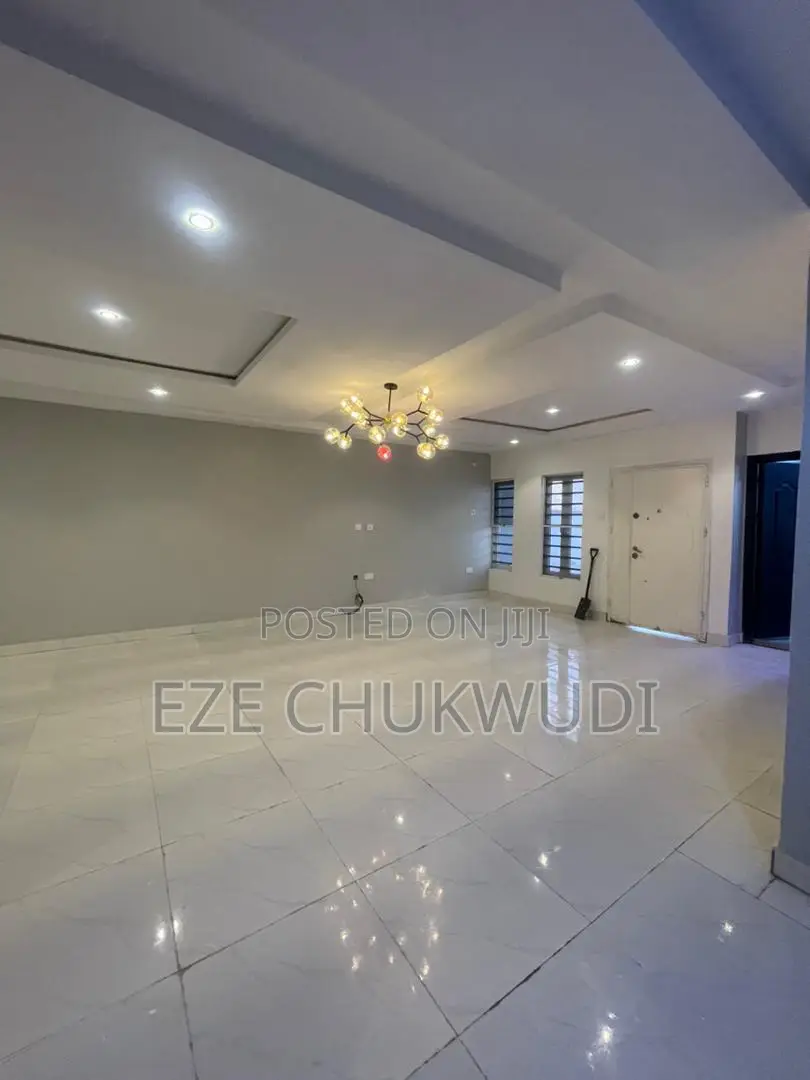 3bdrm Bungalow in Centenary City, Enugu for sale in Enugu