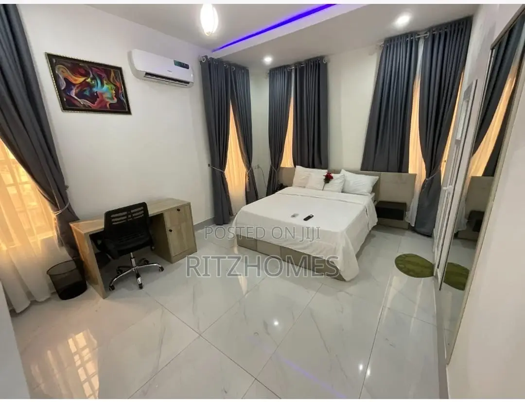 Luxury 2 Bedroom Apartment in Lekki