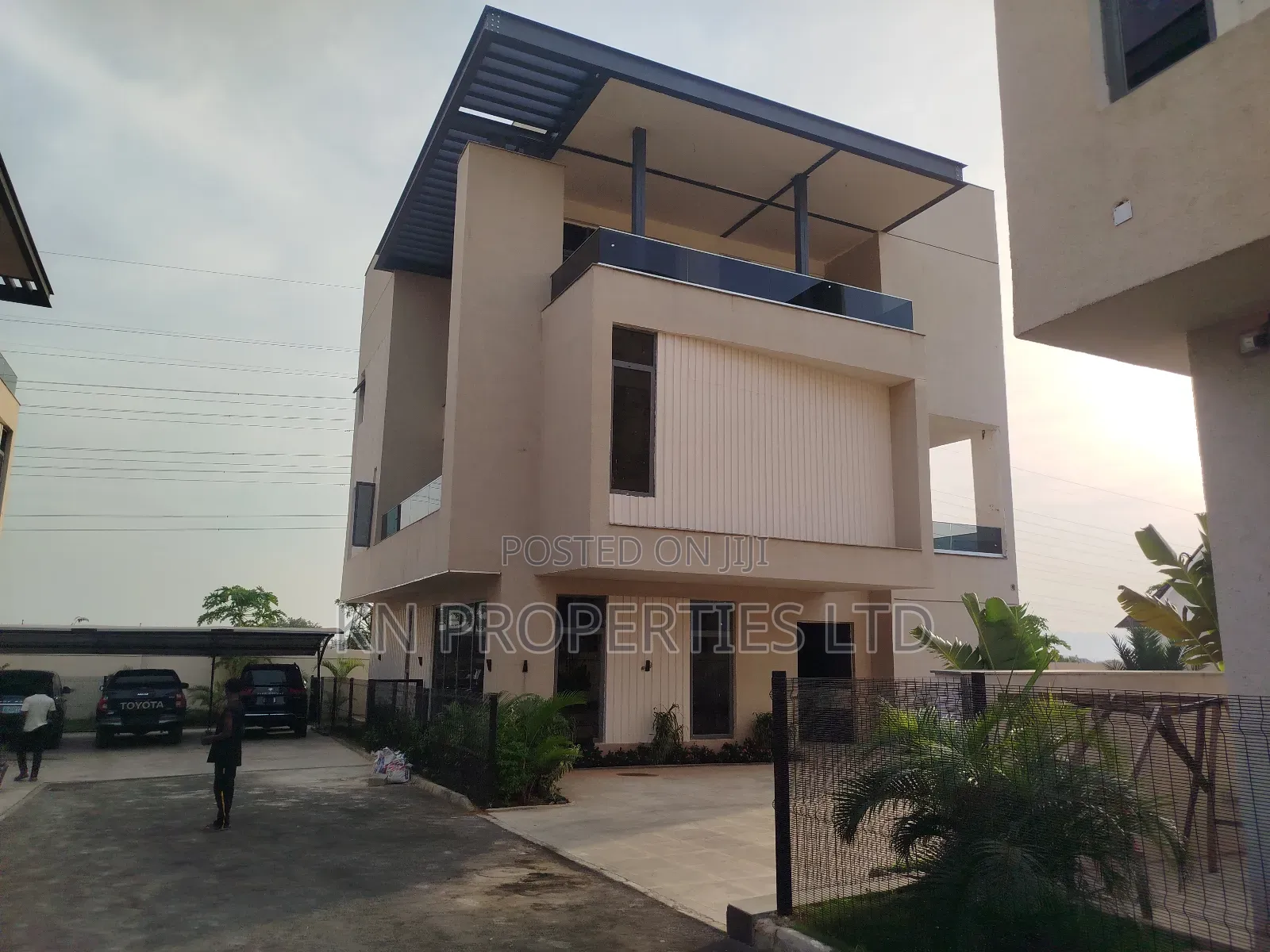 5bdrm Duplex in Katampe Extension for sale in Katampe Extension