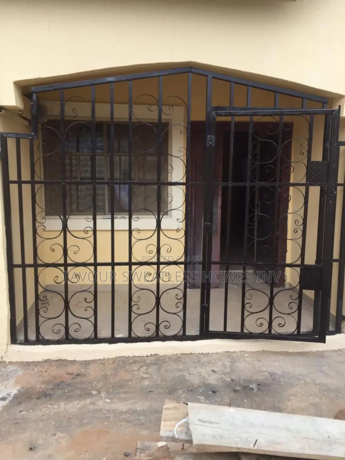 2bdrm Block of Flats in Magboro, Obafemi-Owode for sale in Obafemi-Owode