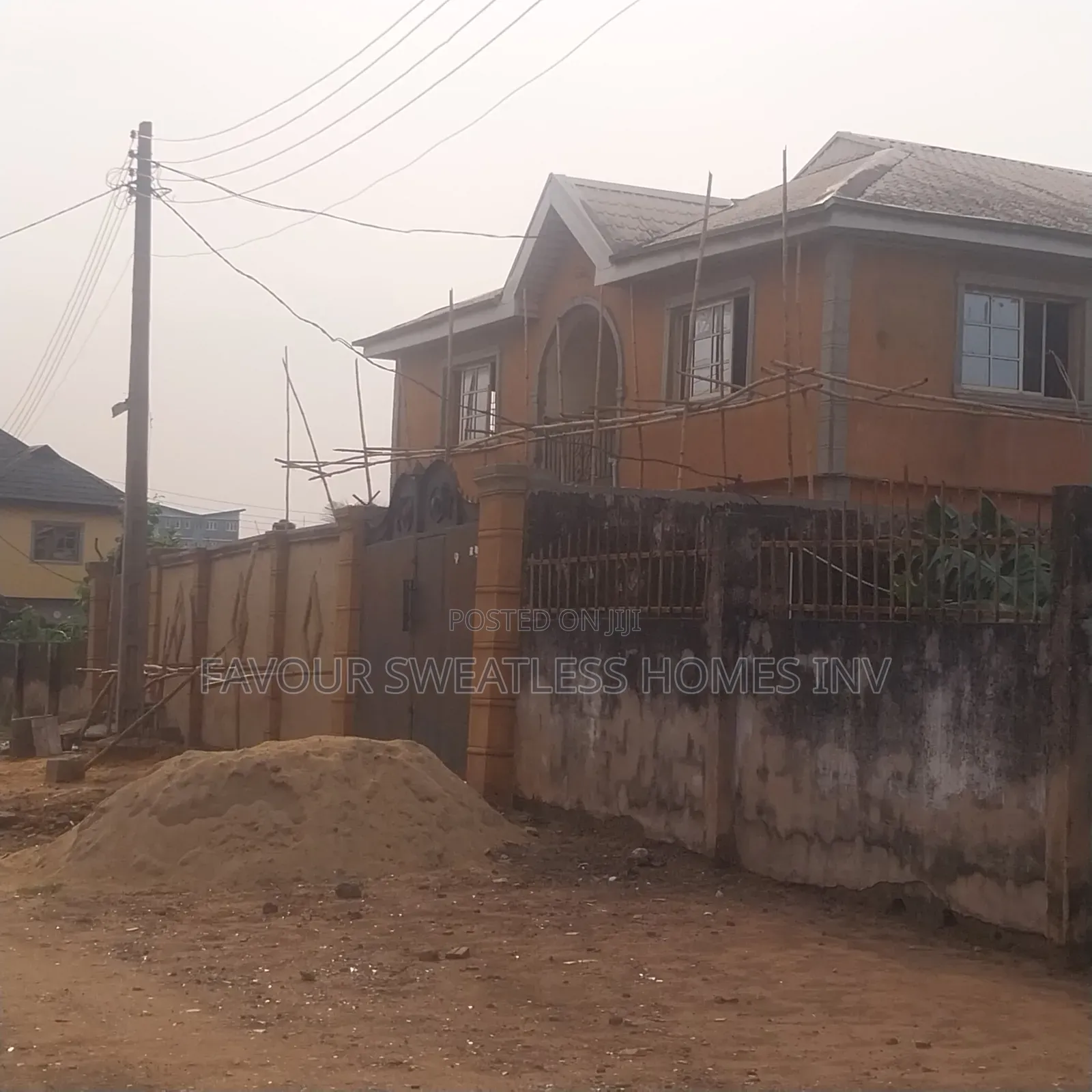 2bdrm Block of Flats in Magboro, Obafemi-Owode for sale in Obafemi-Owode