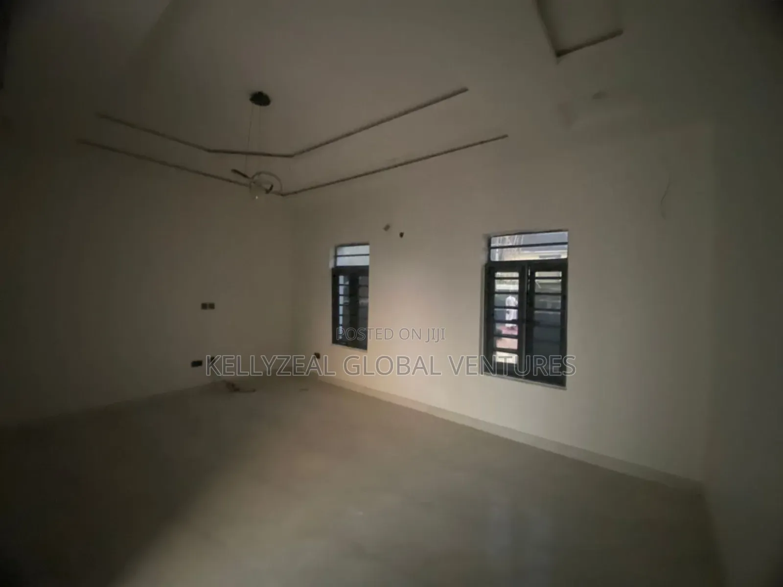 4bdrm Townhouse/Terrace in Greenfield Estate for sale in Ago Palace