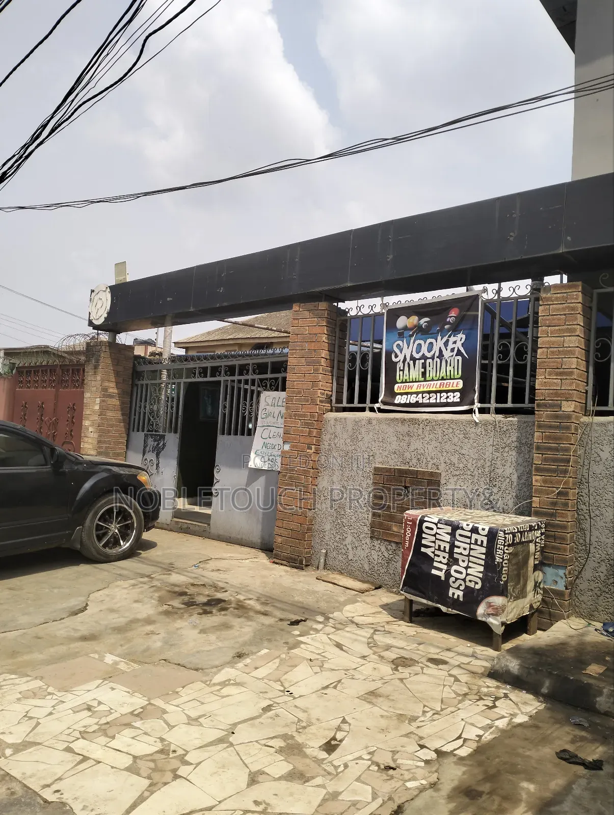 Executive Hotel With Lounge Bar Along Governor's Road Ikotun Lagos in Iseri Olofin
