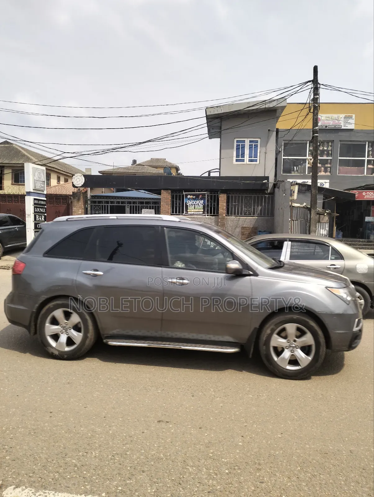 Executive Hotel With Lounge Bar Along Governor's Road Ikotun Lagos in Iseri Olofin