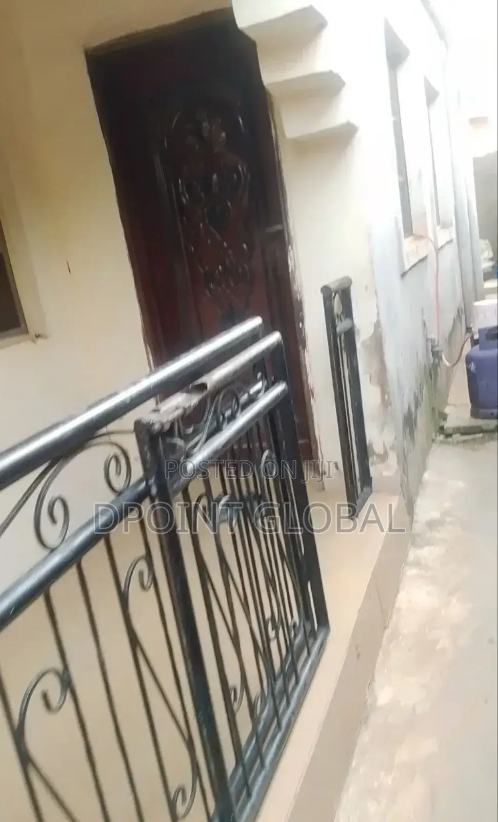 9bdrm Block of Flats in Bada Area, Alimosho for sale in Alimosho