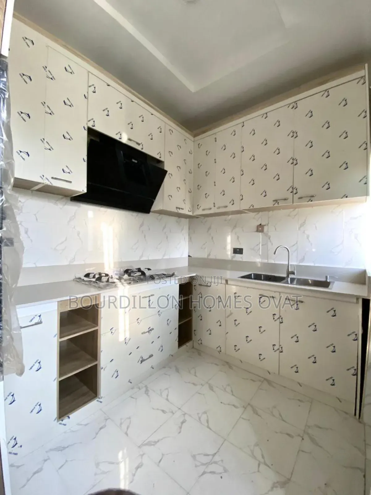2bdrm Apartment in Ikate Lekki Lagos for sale in Ikate
