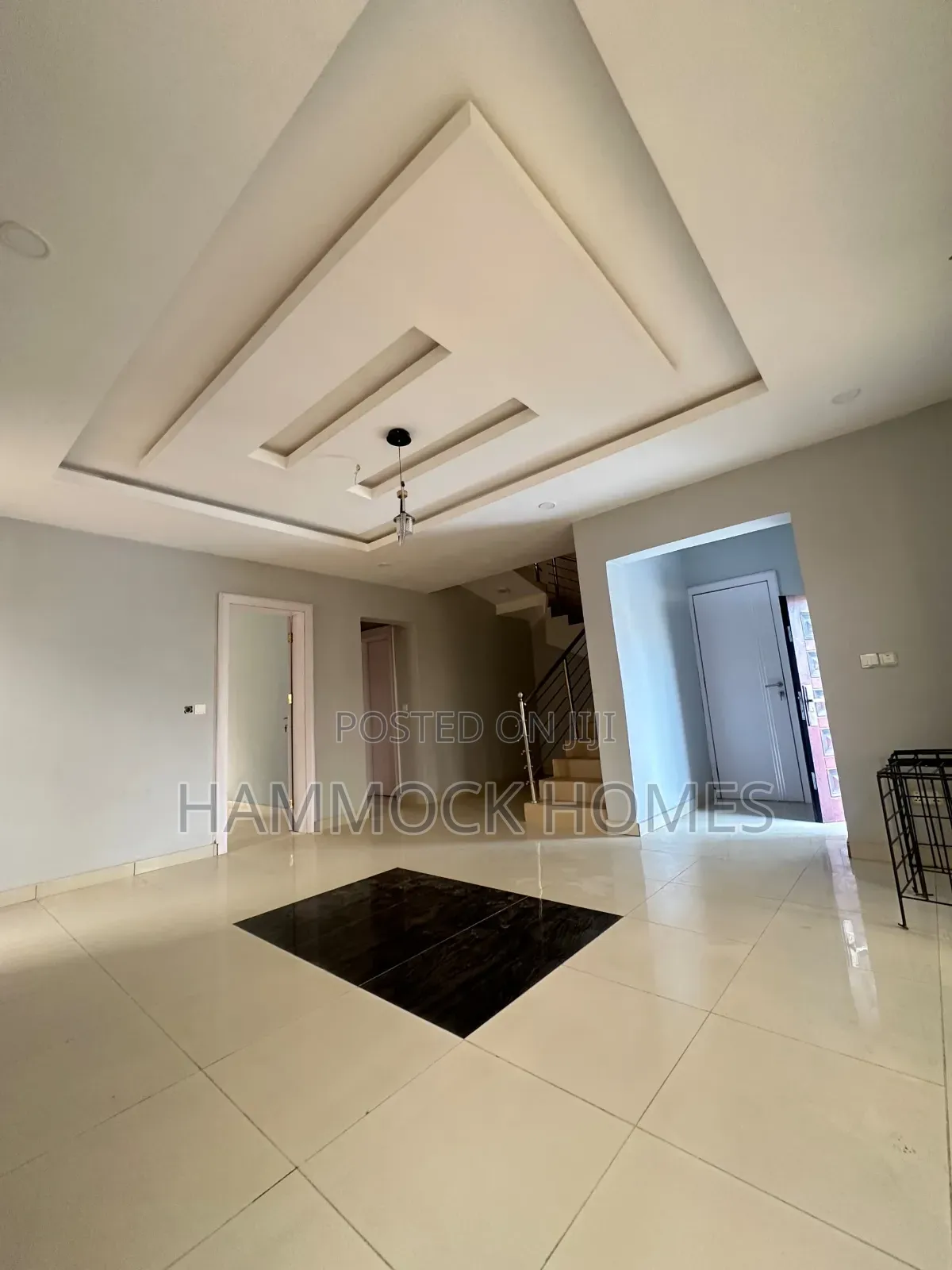 4bdrm Duplex in Jericho Gra for sale in Jericho