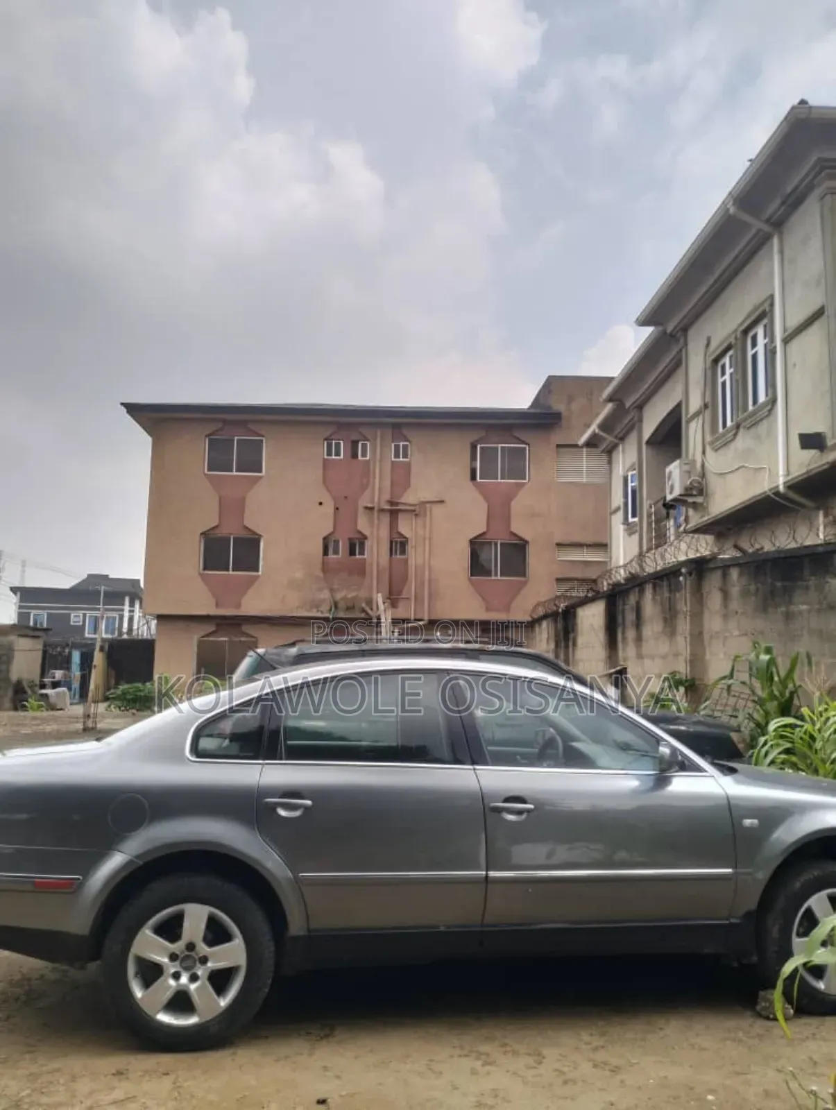 2bdrm Block of Flats in Iseri Olofin for sale in Iseri Olofin