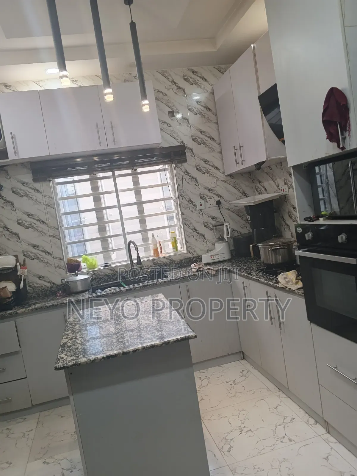 Furnished 4bdrm Bungalow in Pz Estate Giniti for sale in Ijede / Ikorodu