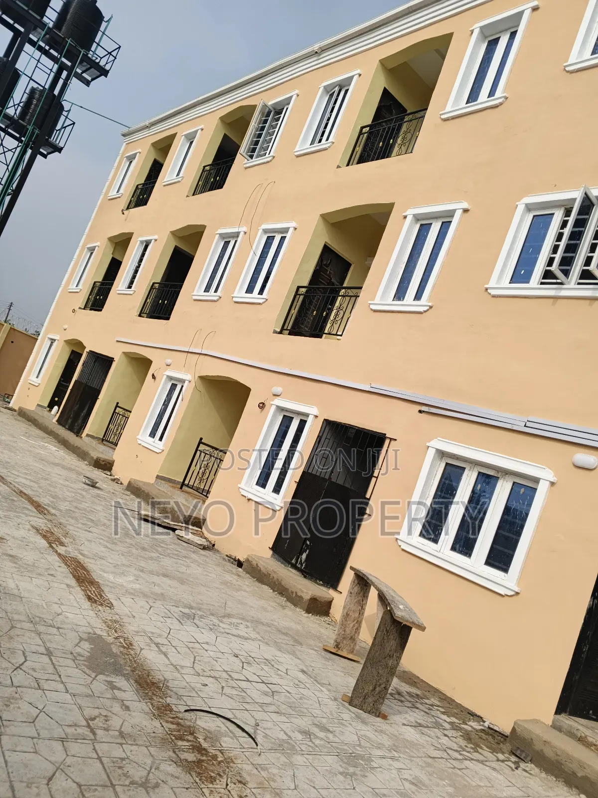 2bdrm Block of Flats in Freedom Estate, Igbogbo for rent in Igbogbo