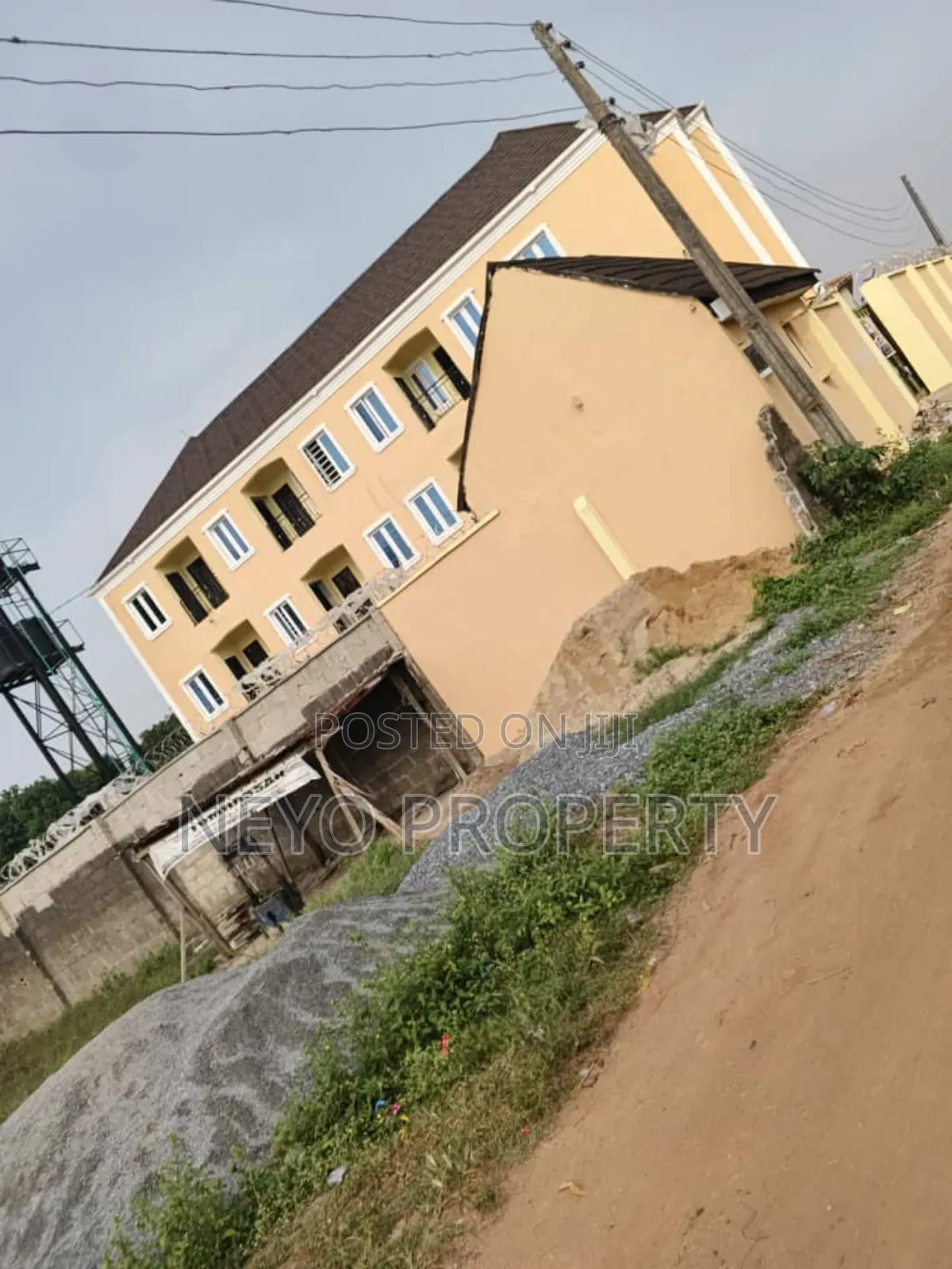 1bdrm Block of Flats in Freedom Estate, Igbogbo for rent in Igbogbo