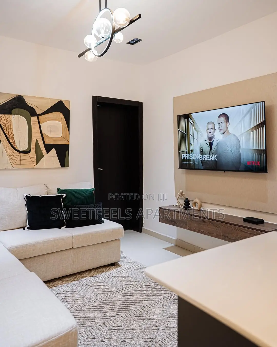Cozy and Beautiful 1 Bedroom Well Furnished Apartment in Lekki Phase 1