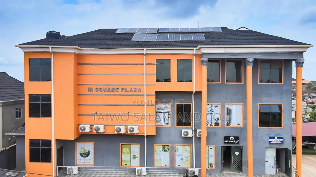3 Floor Commercial Building in Iwo Road