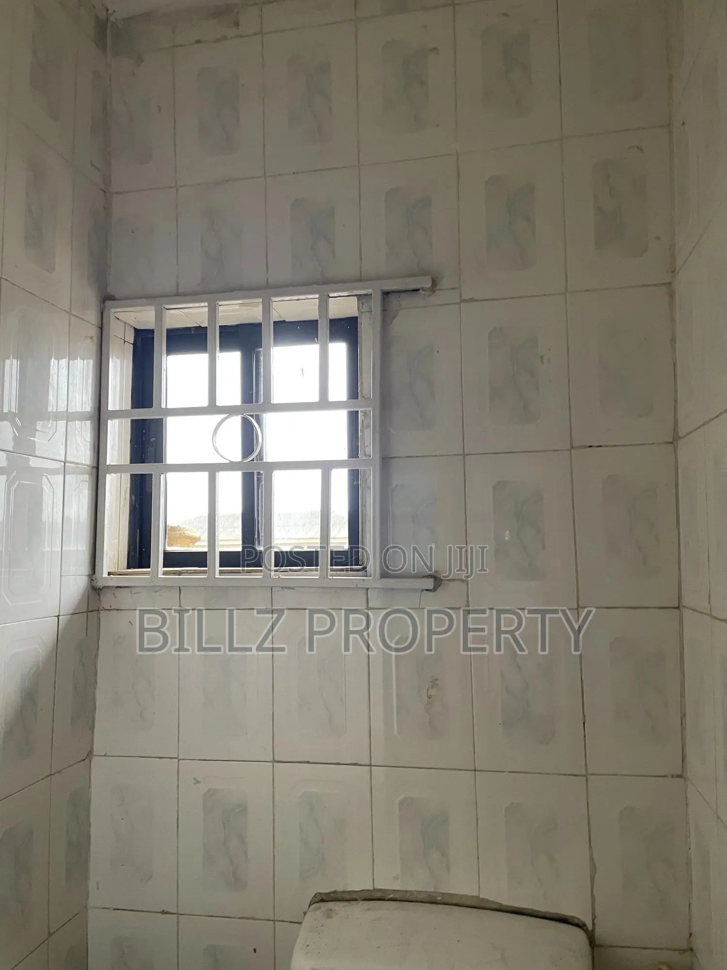 3bdrm Apartment in Enyo, Abule Egba for rent in Abule Egba