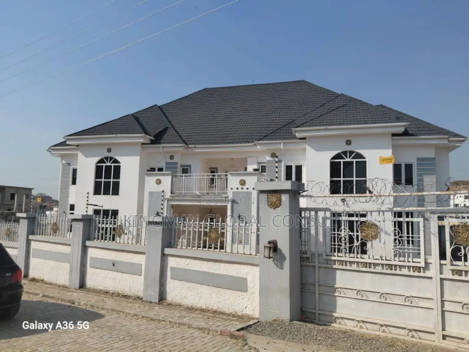 5bdrm Duplex in Guzape Main Abuja for sale in Guzape District