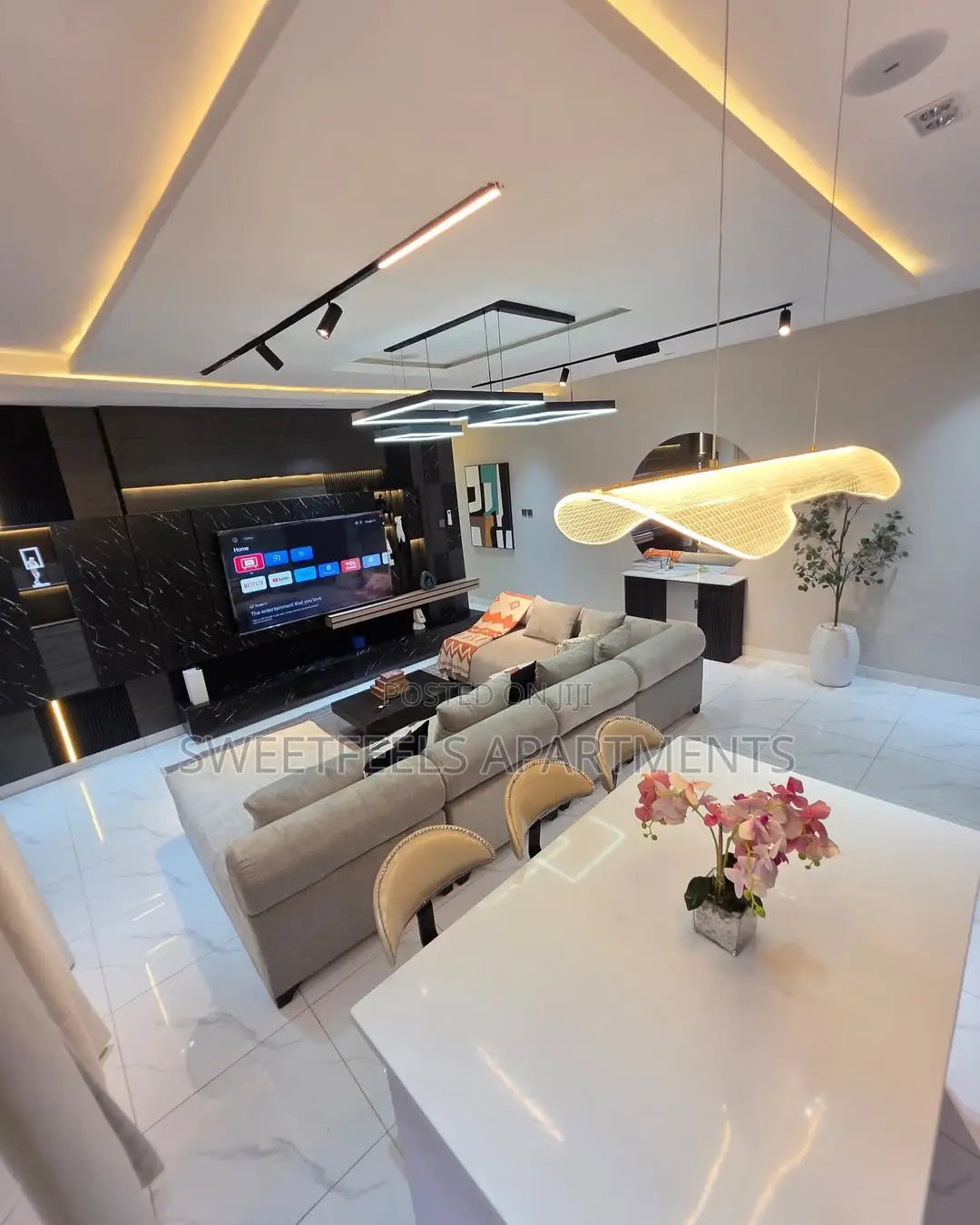El Hogar Luxurious 2 Bedroom Apartment With Swimming Pool in Ikate