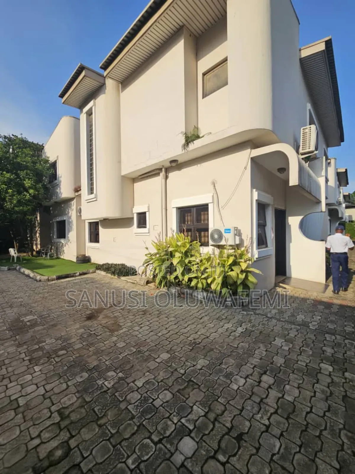 8bdrm Duplex in Ikeja GRA for rent in Ikeja GRA
