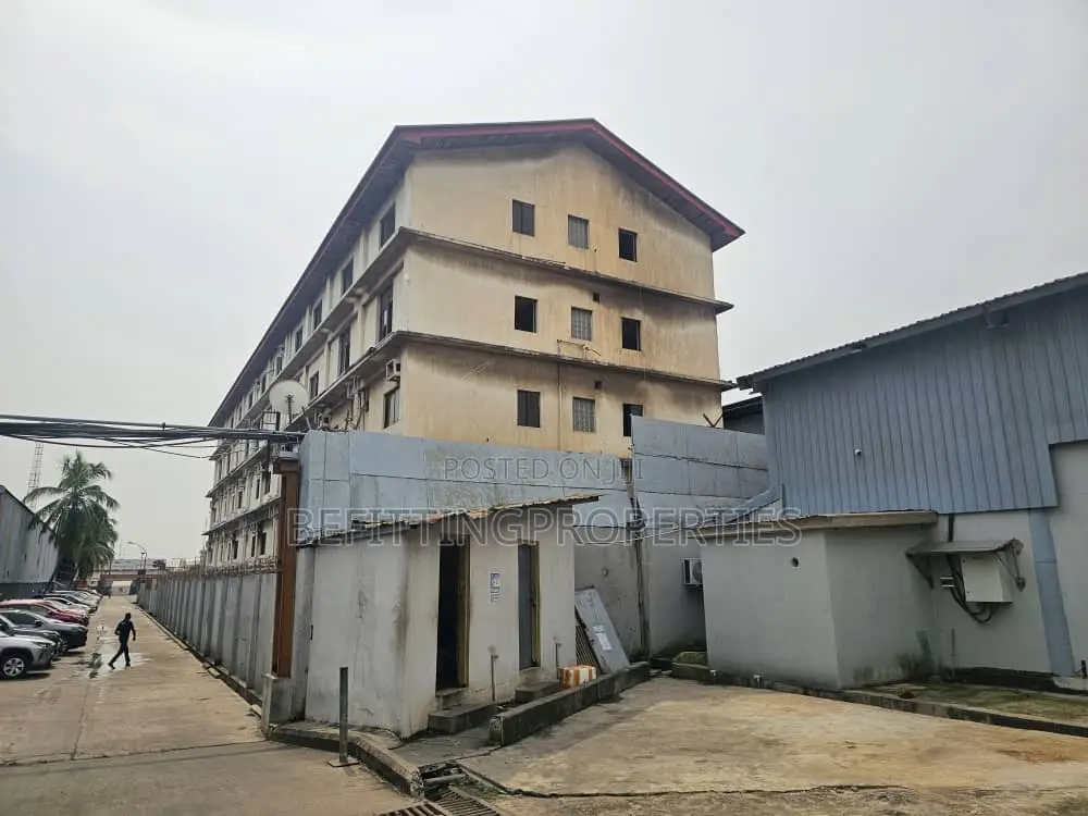 Well-Located 3,000 SQM Office Building in Ikeja