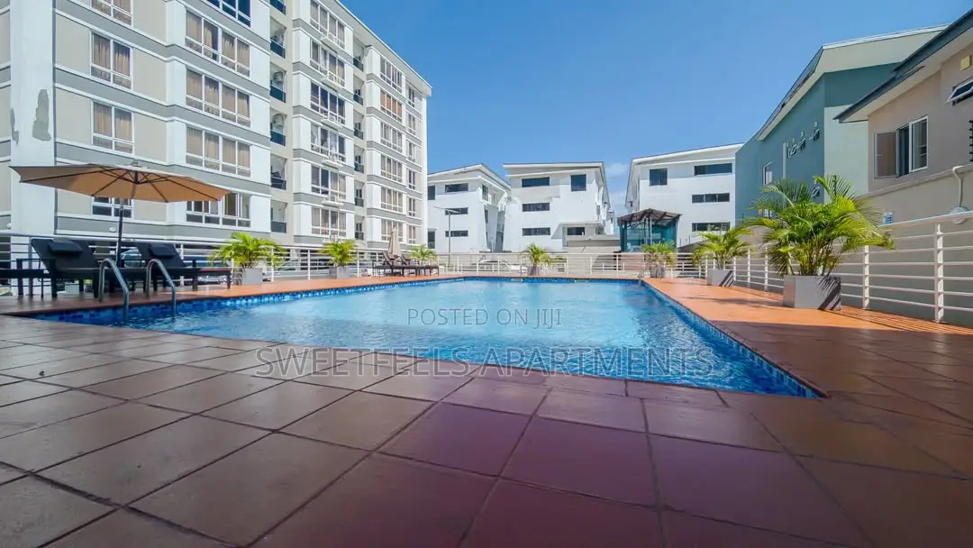 Grey Luxe 1 Bedroom Apartment With Swimming Pool in Ikoyi S.W