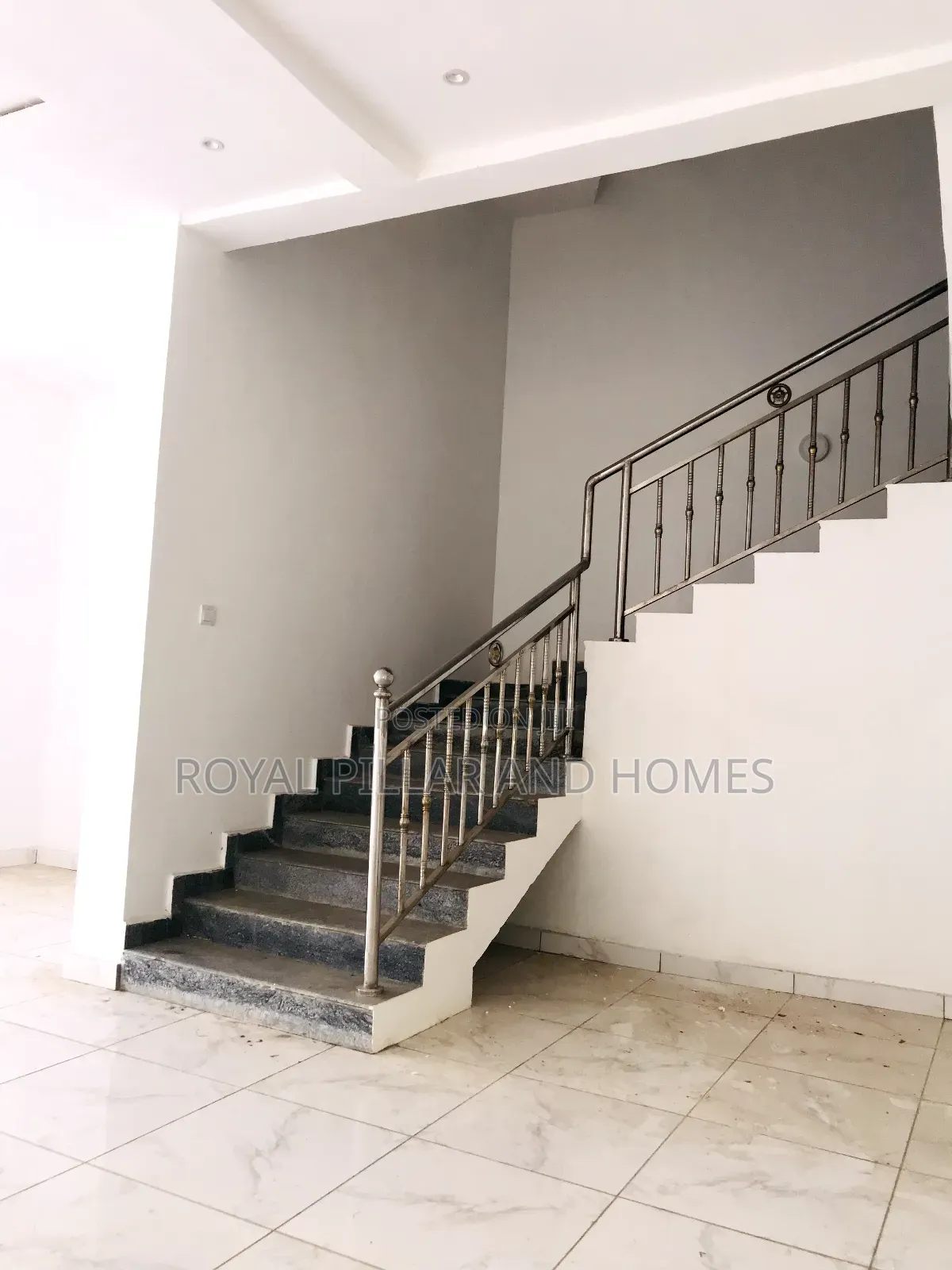 4bdrm Duplex in Durumi American for rent in Durumi
