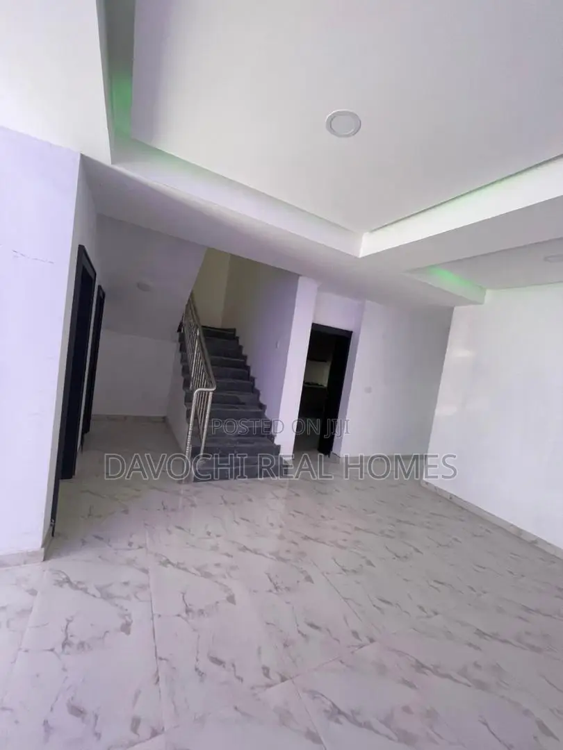 4bdrm Duplex in Ikate for rent in Ikate