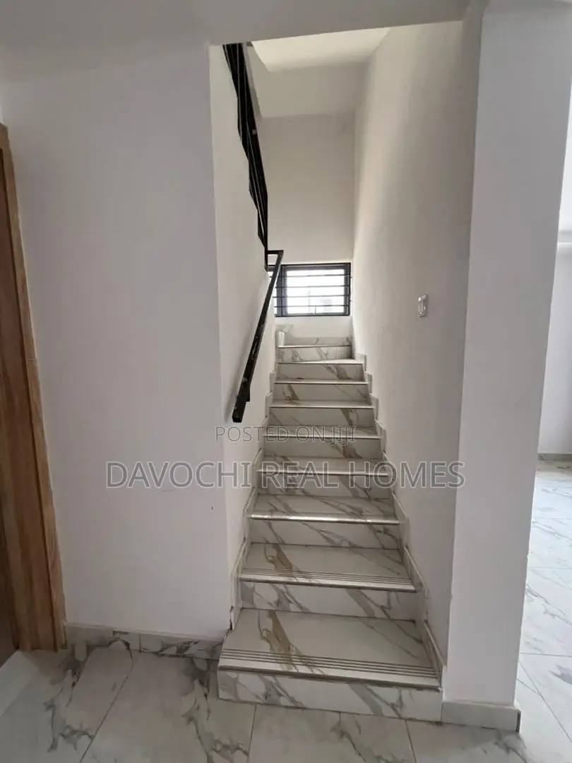 4bdrm Duplex in Ikate for rent in Ikate