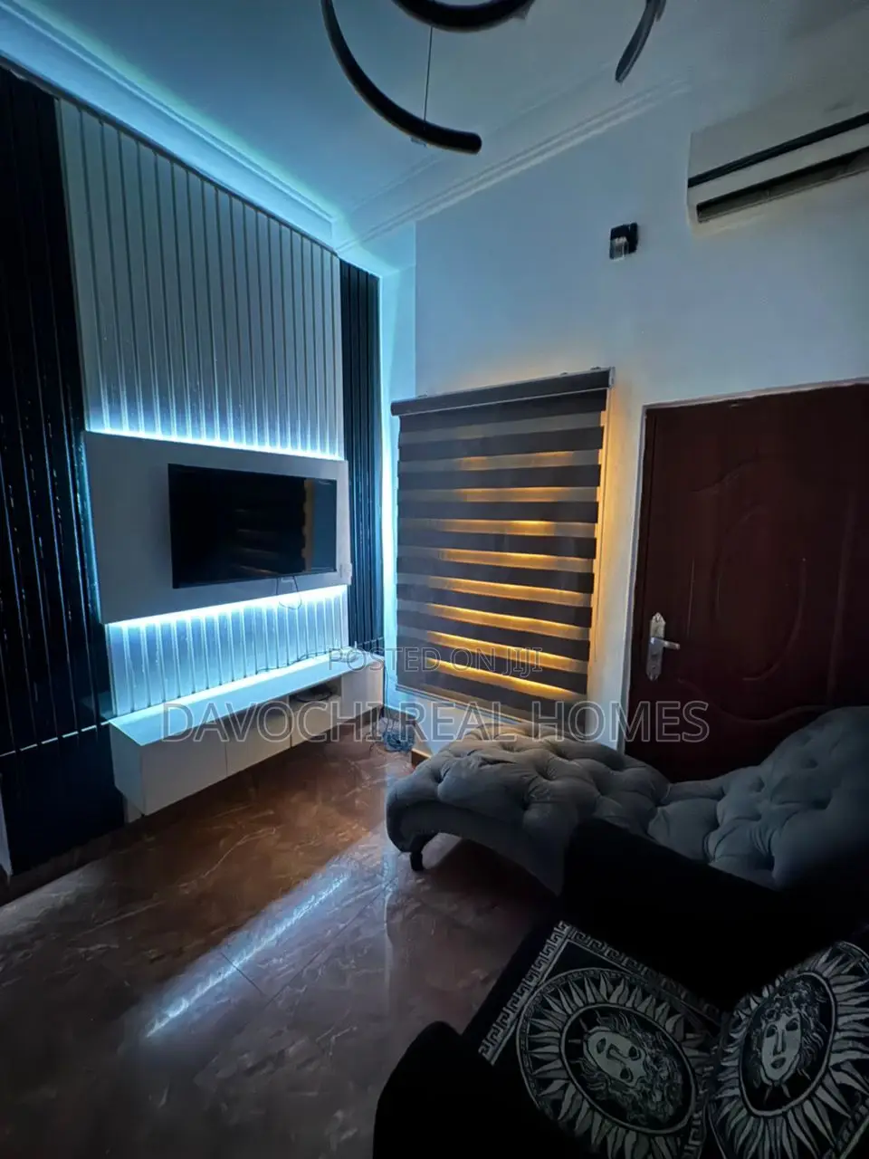 5bdrm Duplex in Chevron Drive for rent in Chevron
