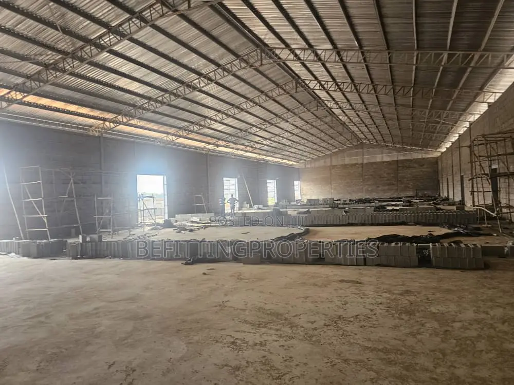 Well-Positioned 2,378 SQM Open-Floor Office Space Warehouse in Ikeja
