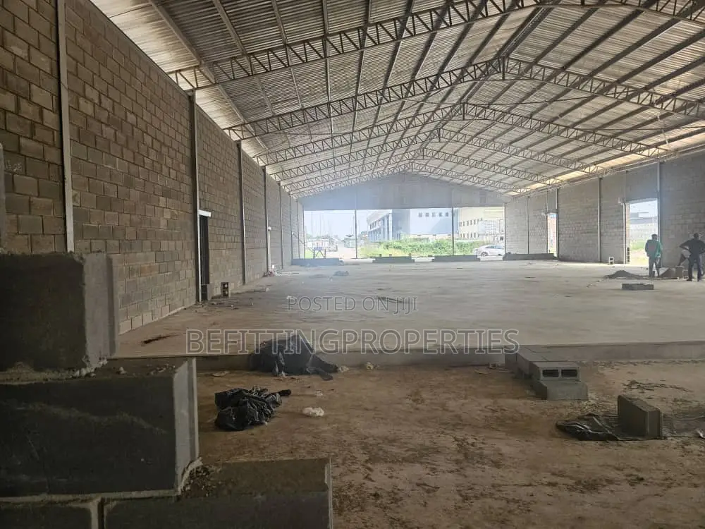 Well-Positioned 2,378 SQM Open-Floor Office Space Warehouse in Ikeja