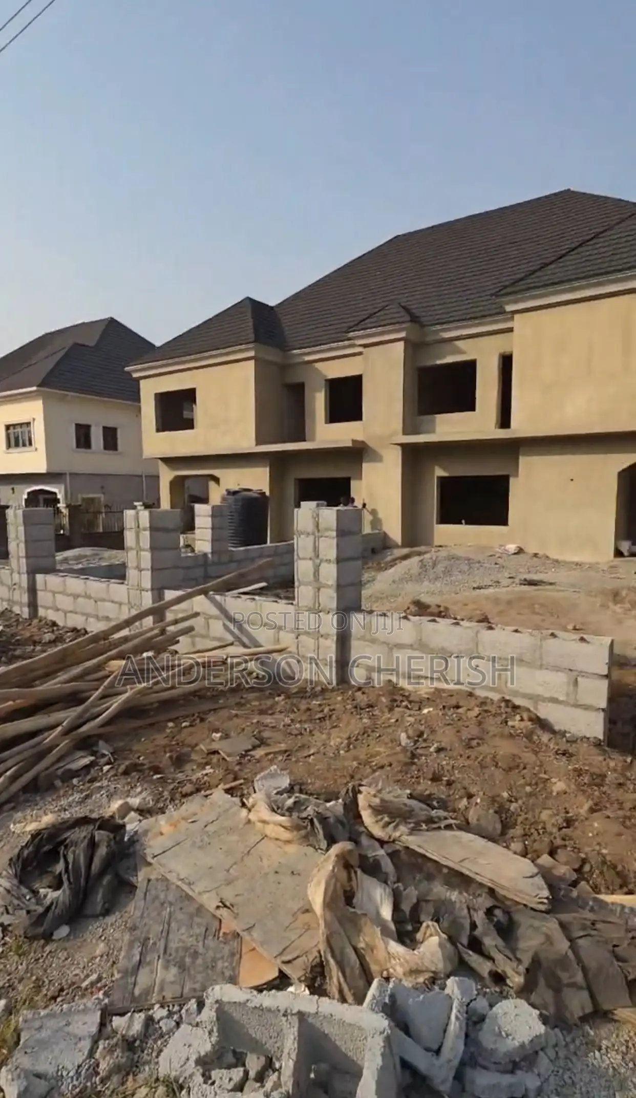 3bdrm Duplex in Lugbe District for sale in Lugbe District