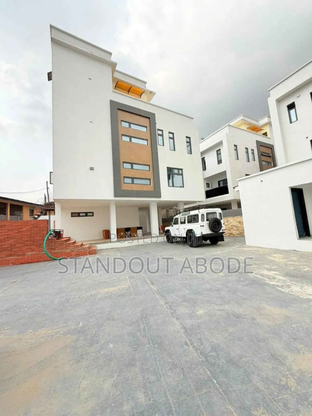 5bdrm Duplex in In A Gated Estate, Maryland for sale in Maryland