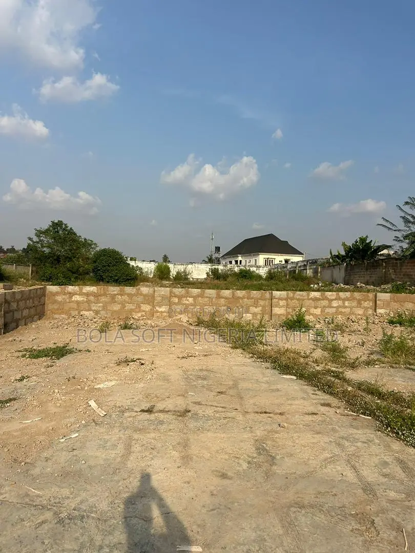 Well Fence and Gated 8 Plots of Land for Sale (Nb Only 2plots Left) in Oluyole