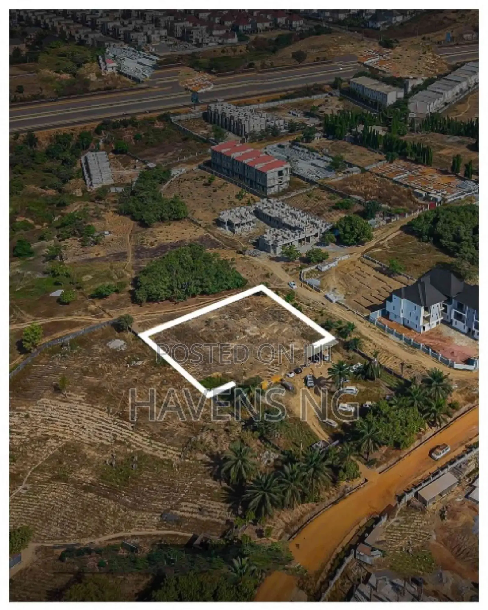 Kaura • 2,000 SQM • Residential • C of O in Kaura