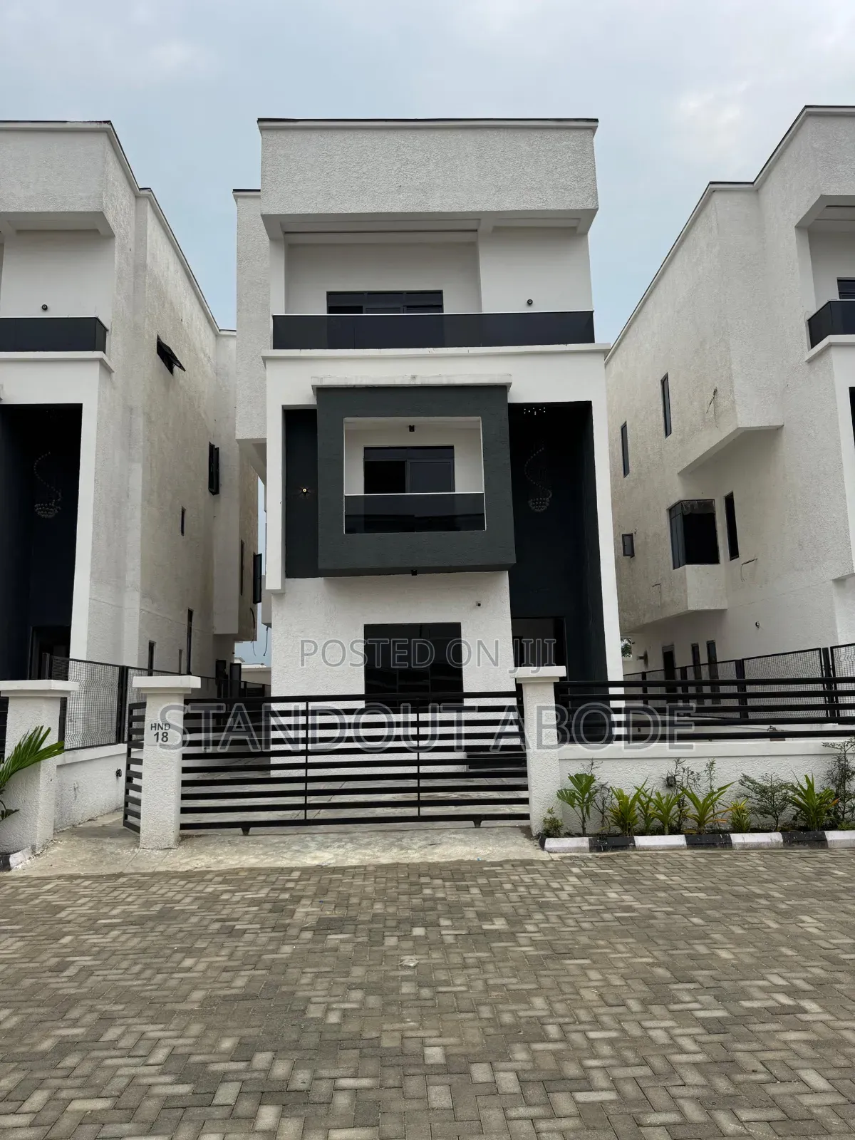 5bdrm Duplex in In A Secure Location, Ikate for sale in Ikate