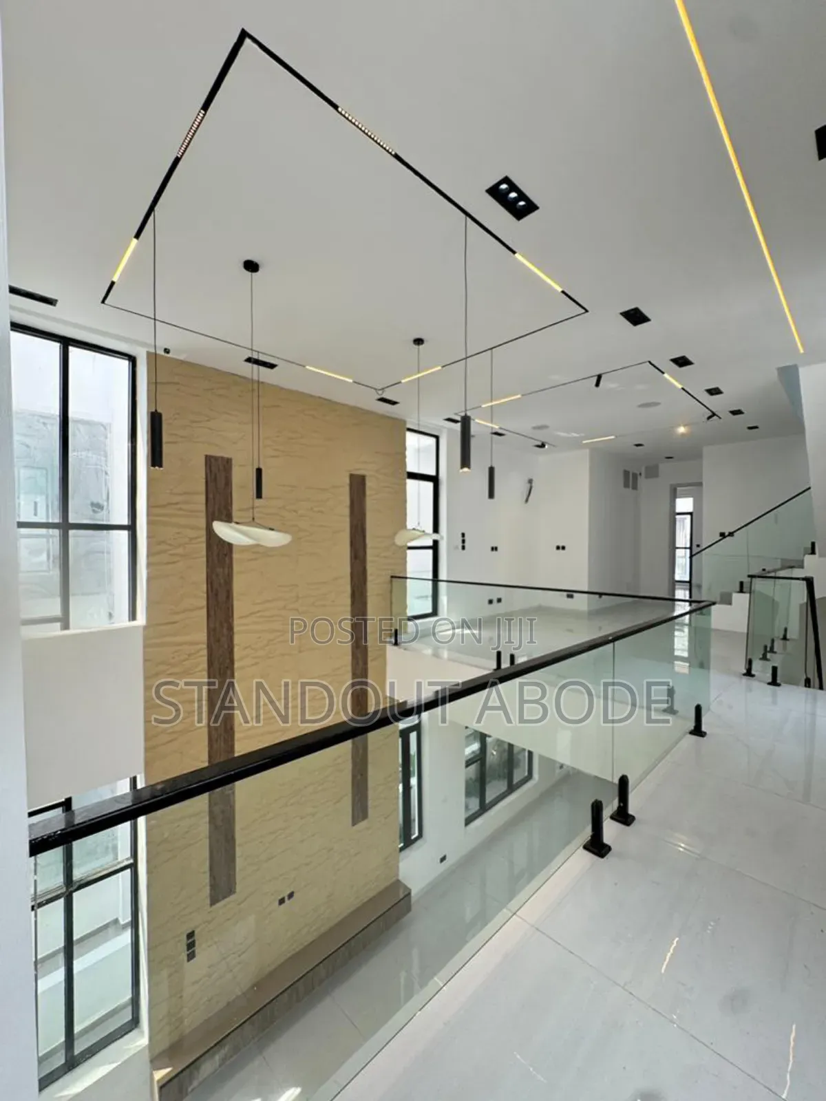 5bdrm Duplex in In An Estate, Osapa london for sale in Osapa london