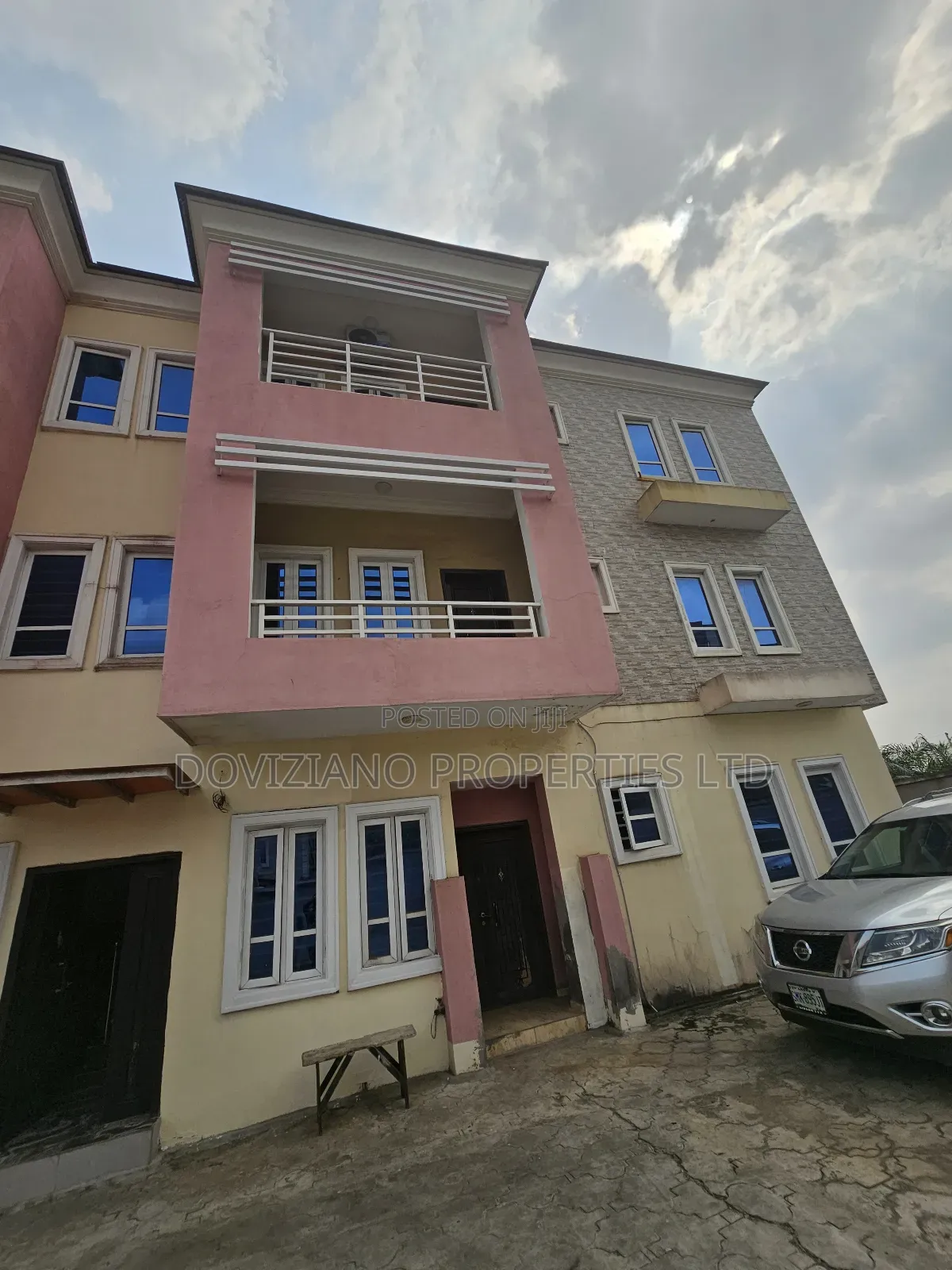 3bdrm Apartment in Ikeja GRA for rent in Ikeja GRA