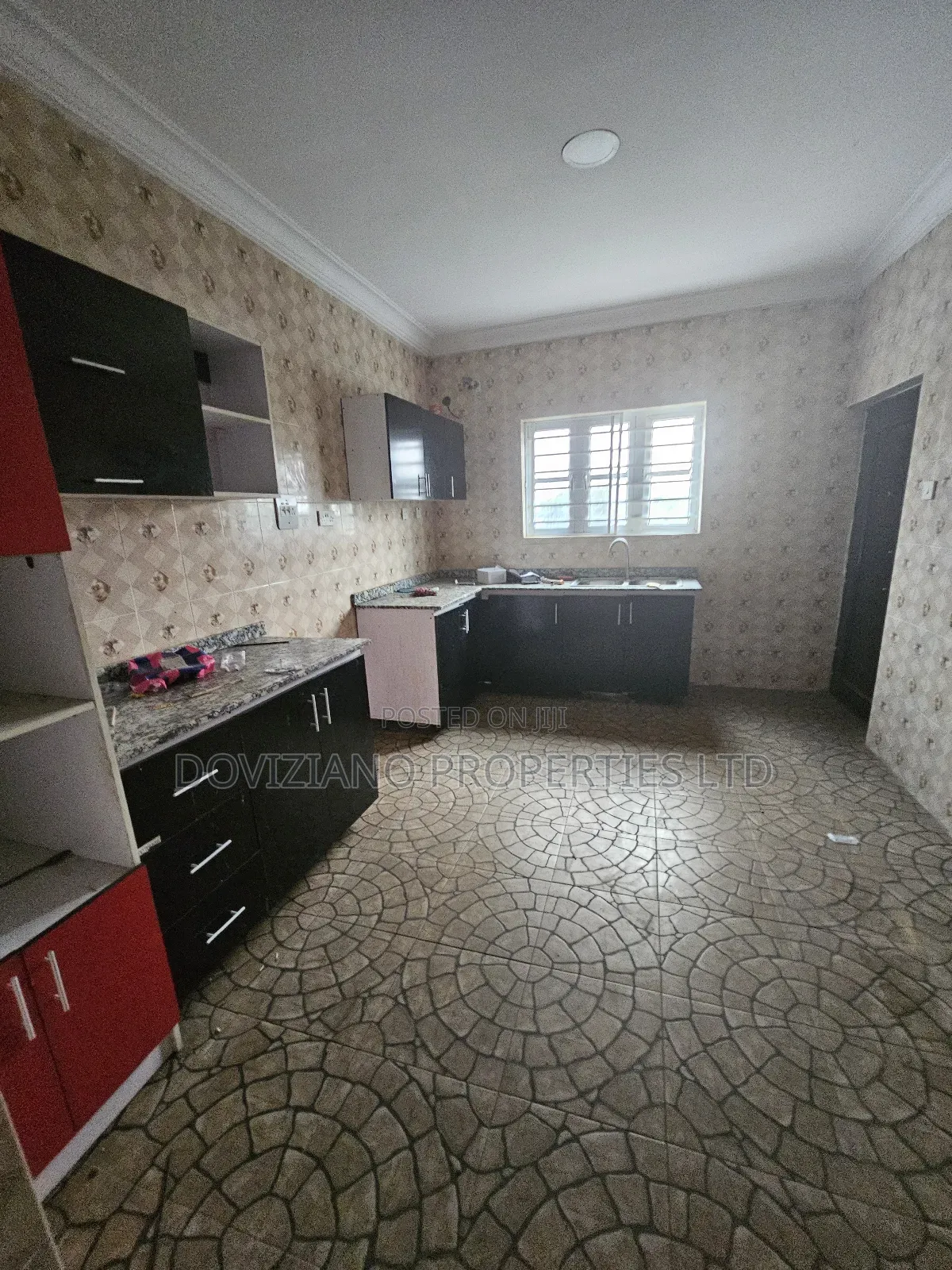 3bdrm Apartment in Ikeja GRA for rent in Ikeja GRA