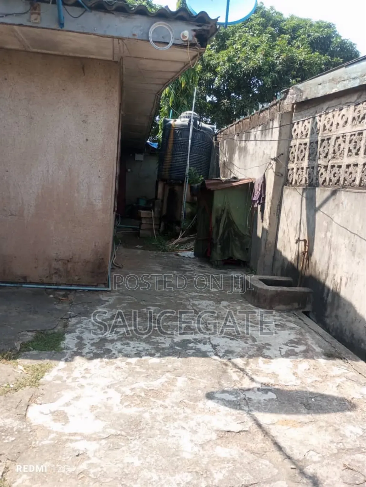 2bdrm Bungalow in Prototype Estate, Satellite Town for sale in Satellite Town
