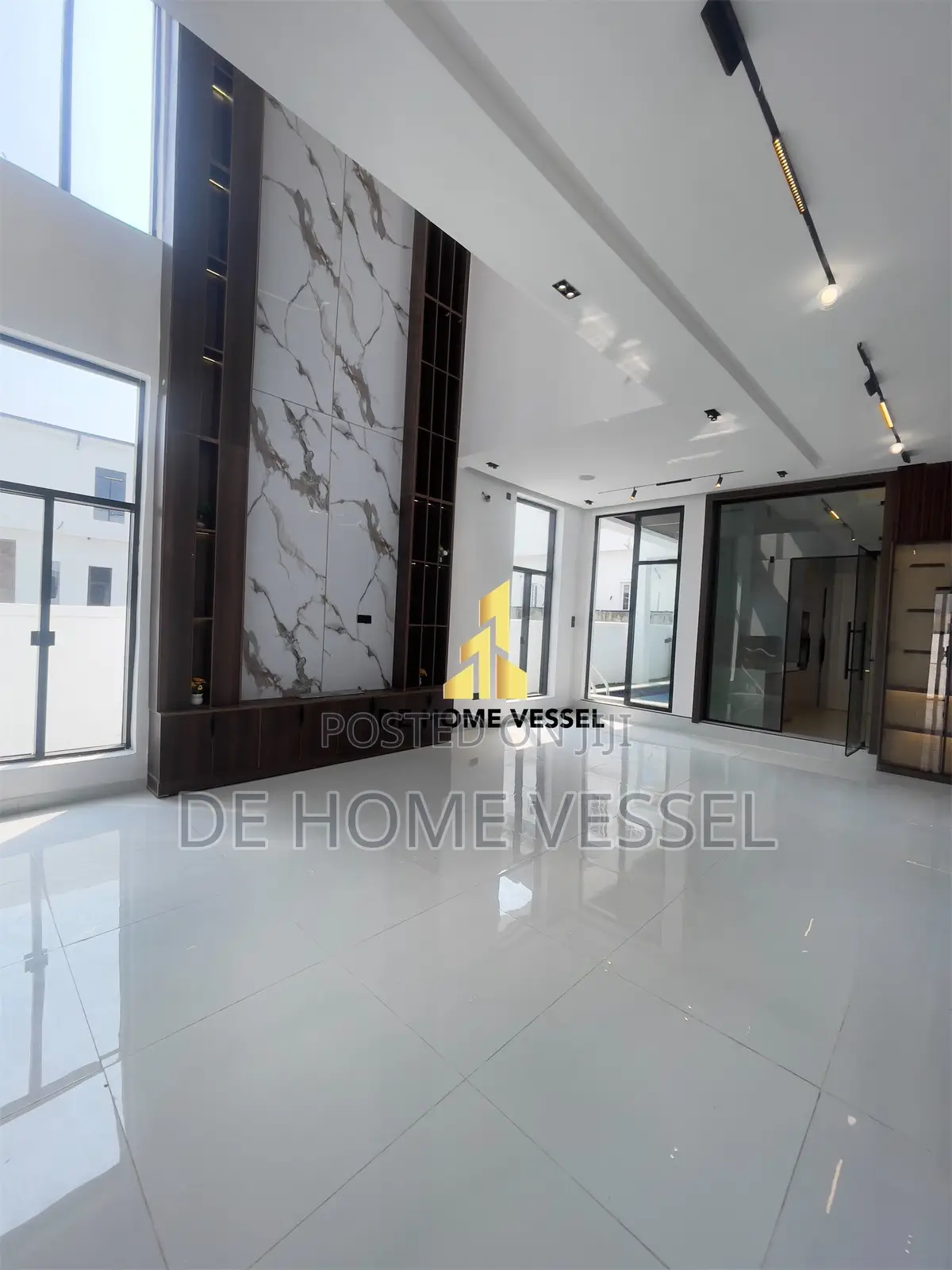 5bdrm Duplex in Lekki for sale in Lekki