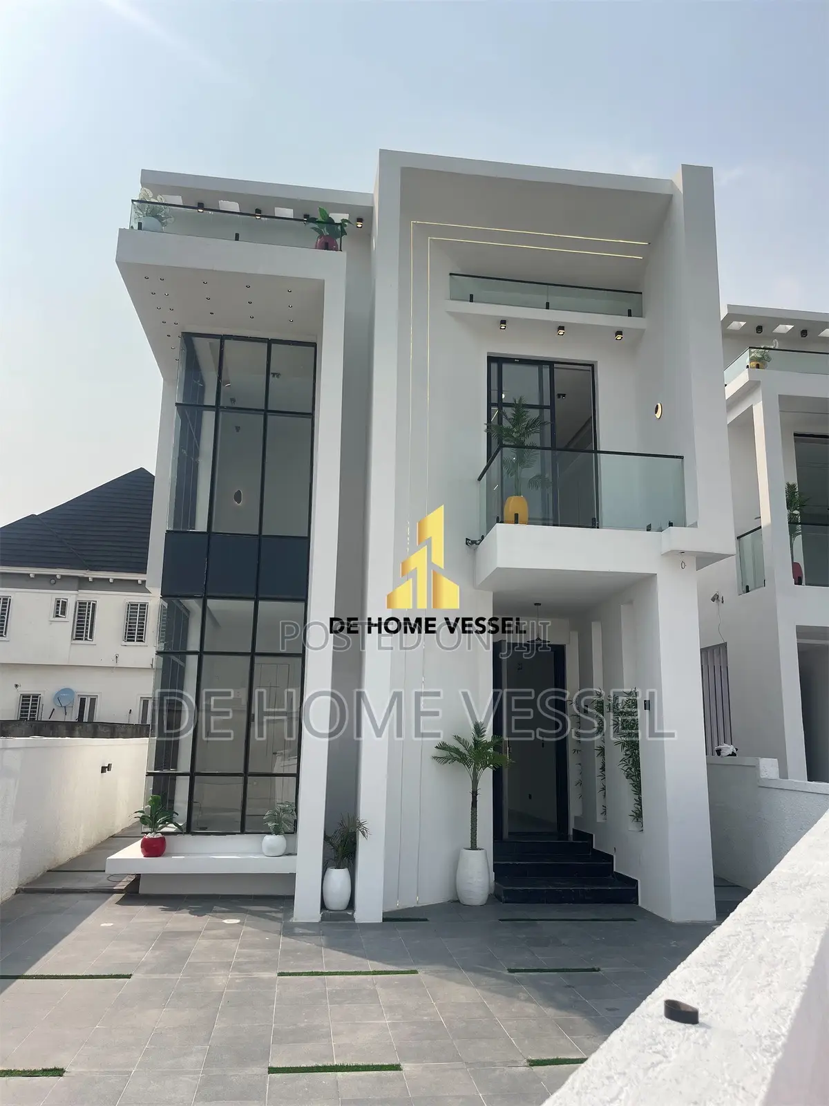 5bdrm Duplex in Lekki for sale in Lekki
