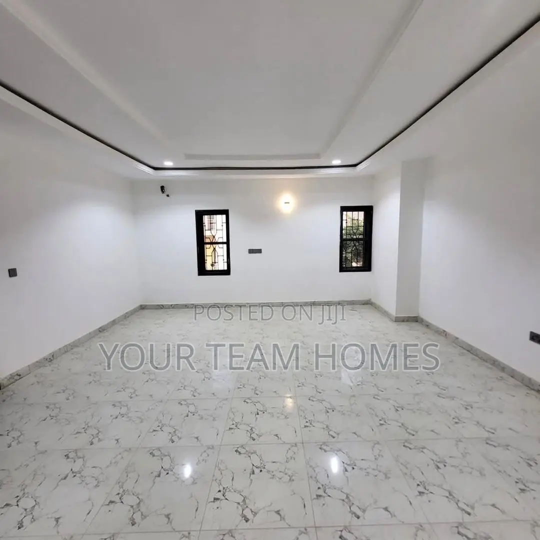 4bdrm Townhouse/Terrace in Guzape for sale in Guzape District