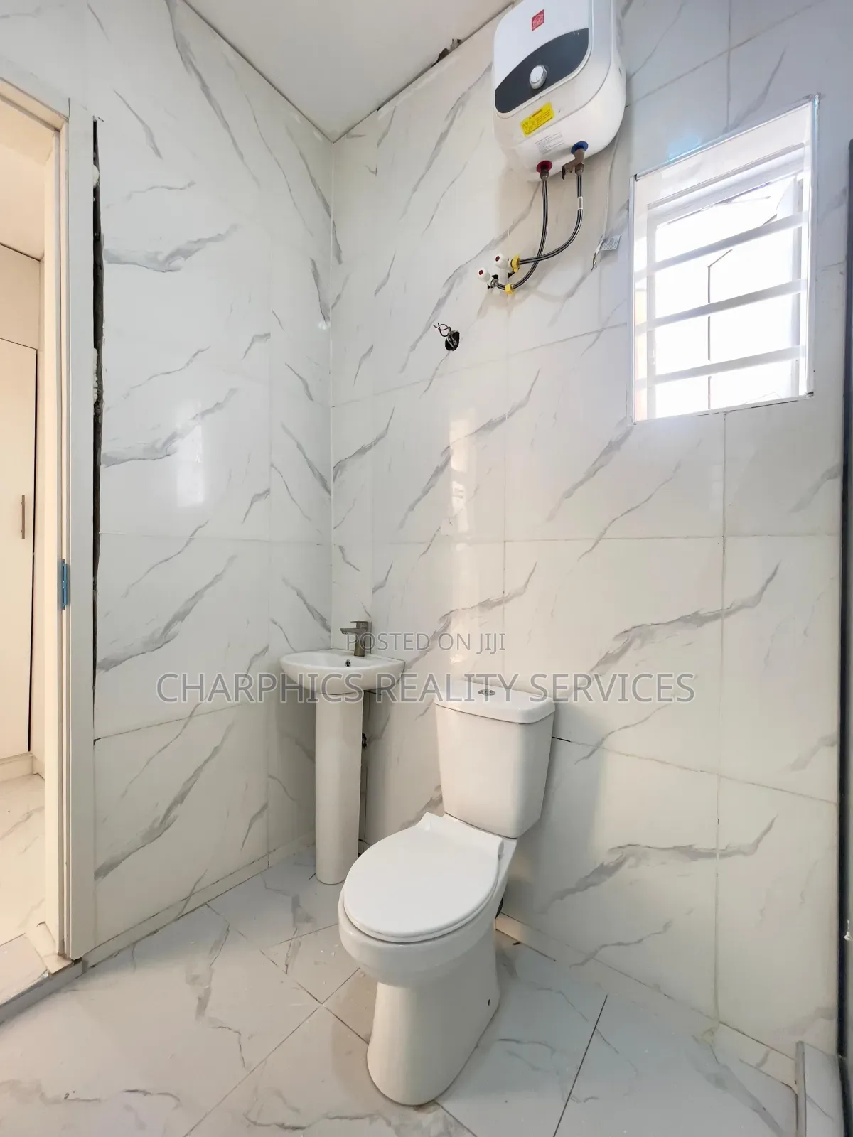 4bdrm Duplex in Ikota for sale in Ikota