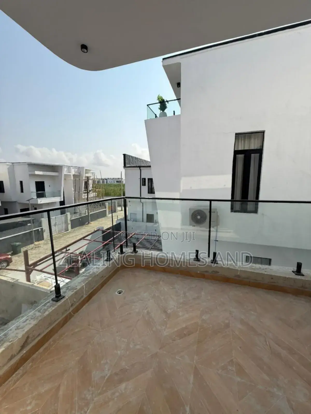 5bdrm Duplex in Ajah Estate for sale in Ajah