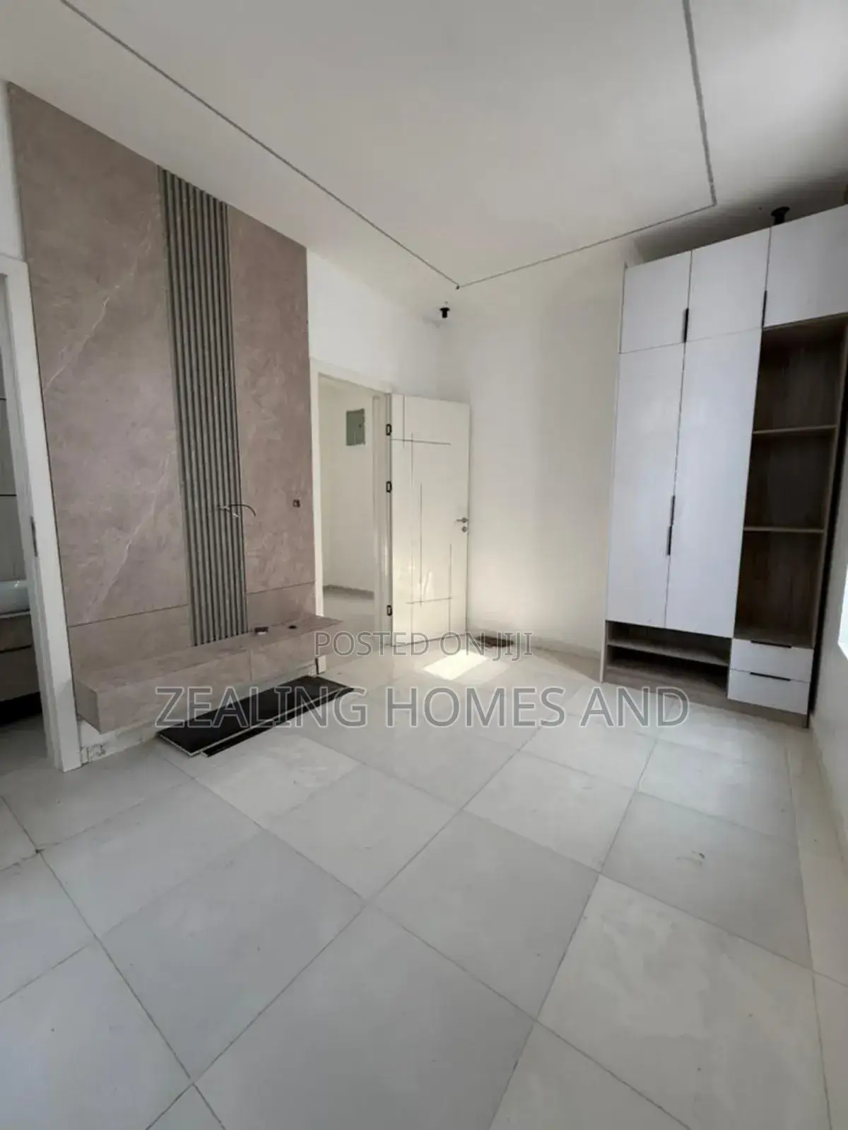5bdrm Duplex in Ajah Estate for sale in Ajah