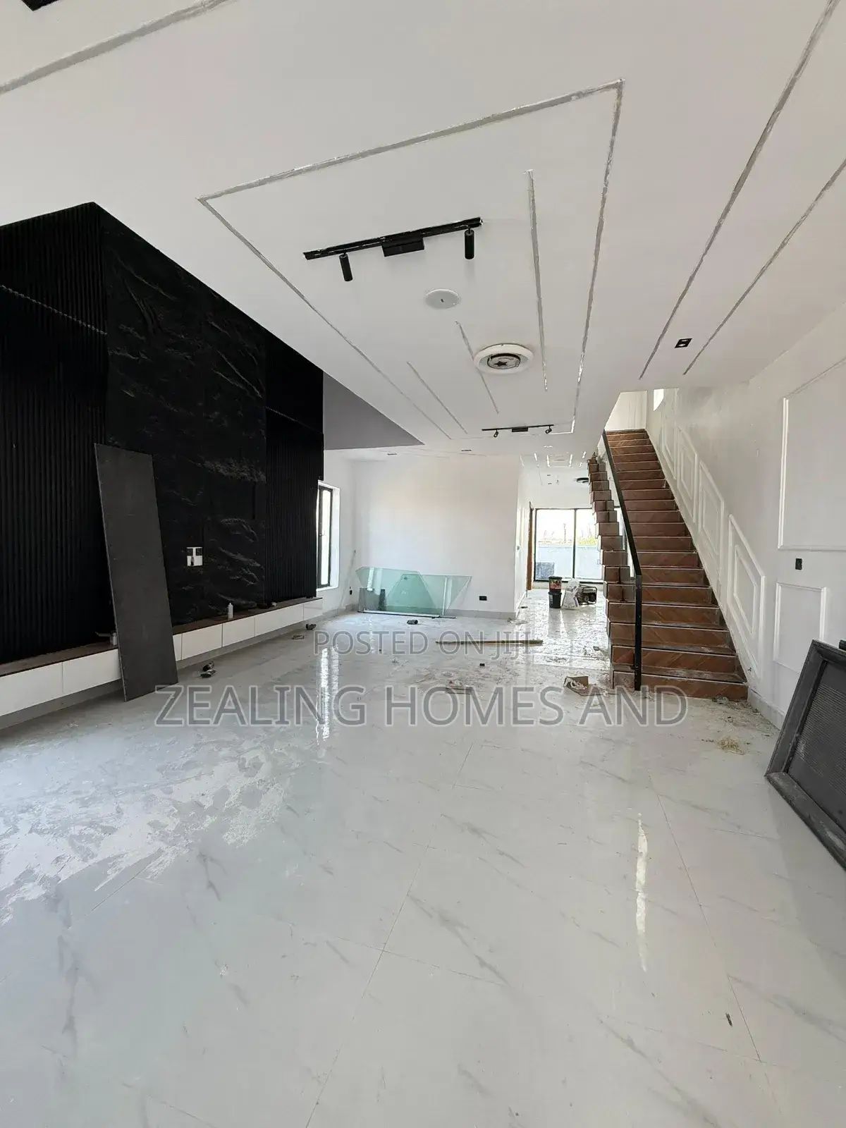 5bdrm Duplex in Ajah Estate for sale in Ajah